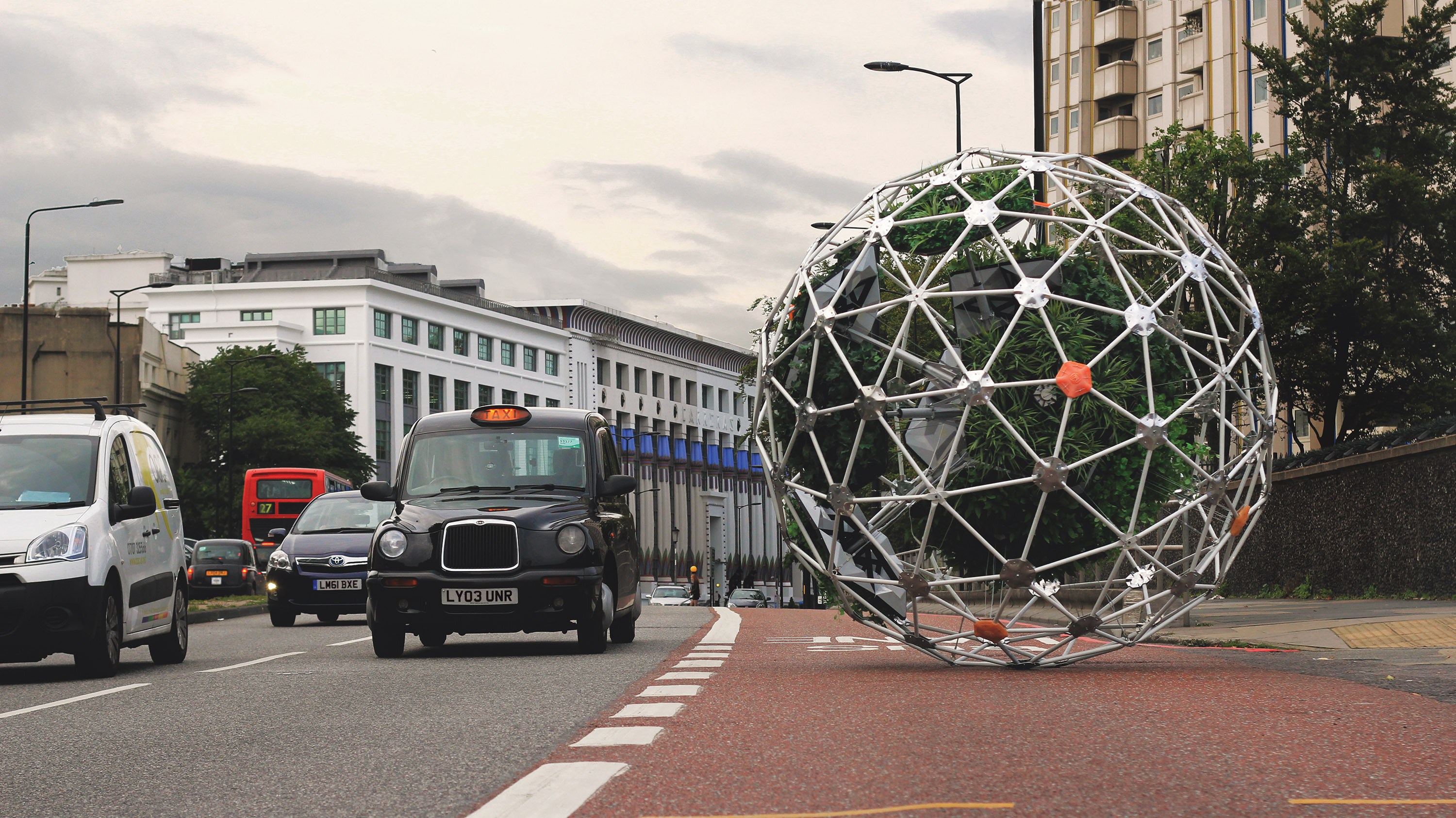 reEarth: Hortum machina, B