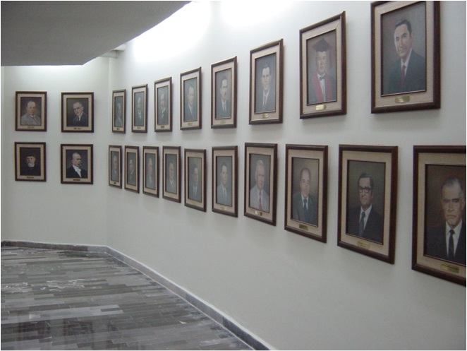 Sala Museo “Dr. Ángel Óscar Ulloa Gregori”