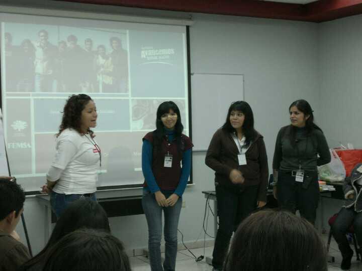 Participa el CECyTE N.L. en Taller para Emprendedores Sociales.