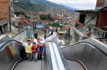 Escaleras públicas eléctricas
