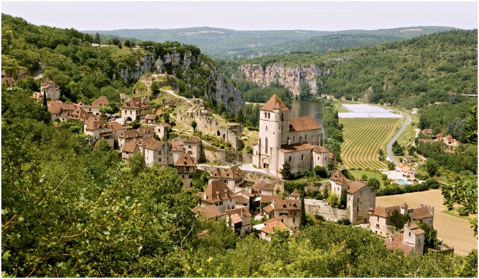 Saint-Cirq-Lapopie: el pueblo preferido de los franceses