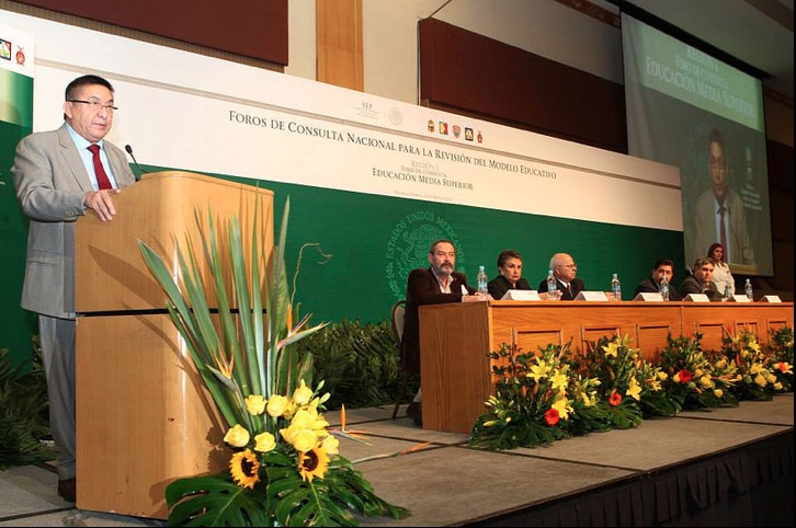 Pobre Educación Media Superior