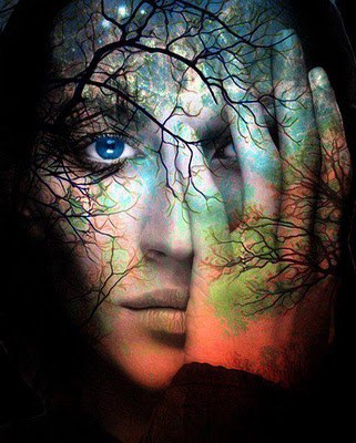 Una hierática mirada