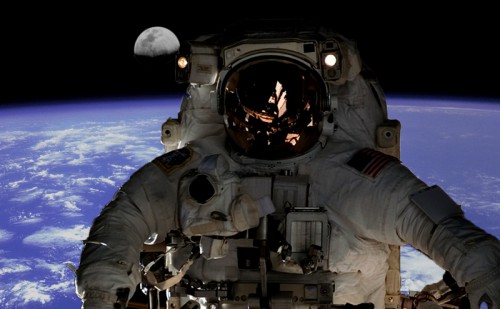 Spacewalking Made Simple [Infographic]