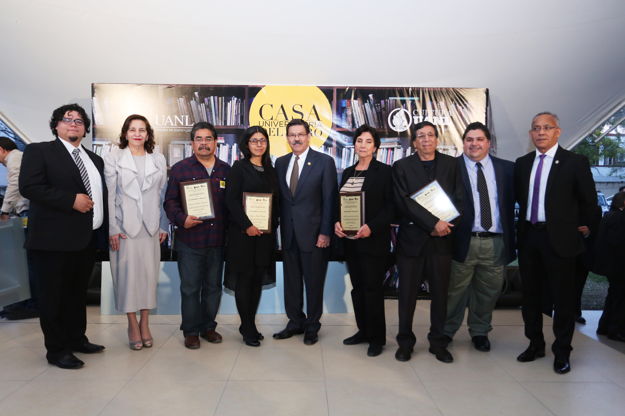 Reconoce UANL a sus editores