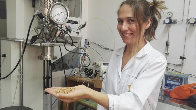 Cáscaras de pistacho para limpiar el agua