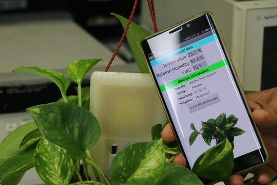 Un sensor que se alimenta de la energía de los móviles