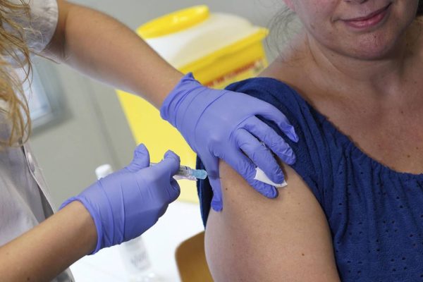 La vacuna contra la gripe puede reducir la gravedad de infecciones bacterianas secundarias